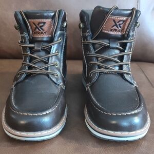 NWOT XRAY, Jayden, Boy Bootie, Brown, Sz 4